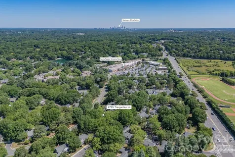 2705 Tiergarten Lane Charlotte NC 28210