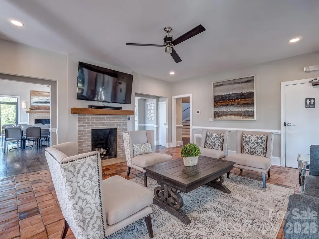 11027 Wrigley Mansion Drive Charlotte NC 28273