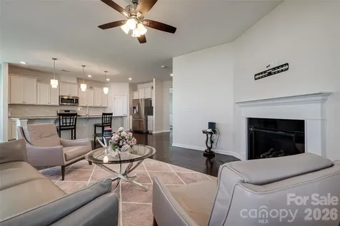 11027 Wrigley Mansion Drive Charlotte NC 28273