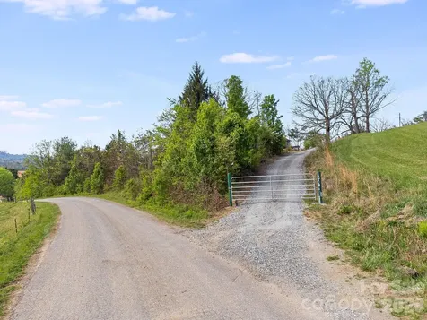 47 Gill Branch Road Weaverville NC 28787