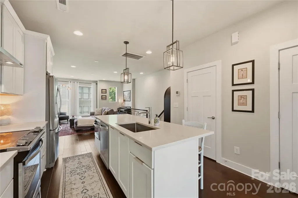 1747 Cannon View Lane Charlotte NC 28208