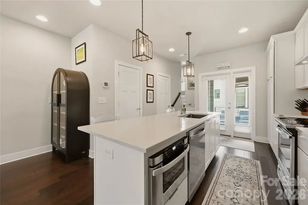1747 Cannon View Lane Charlotte NC 28208
