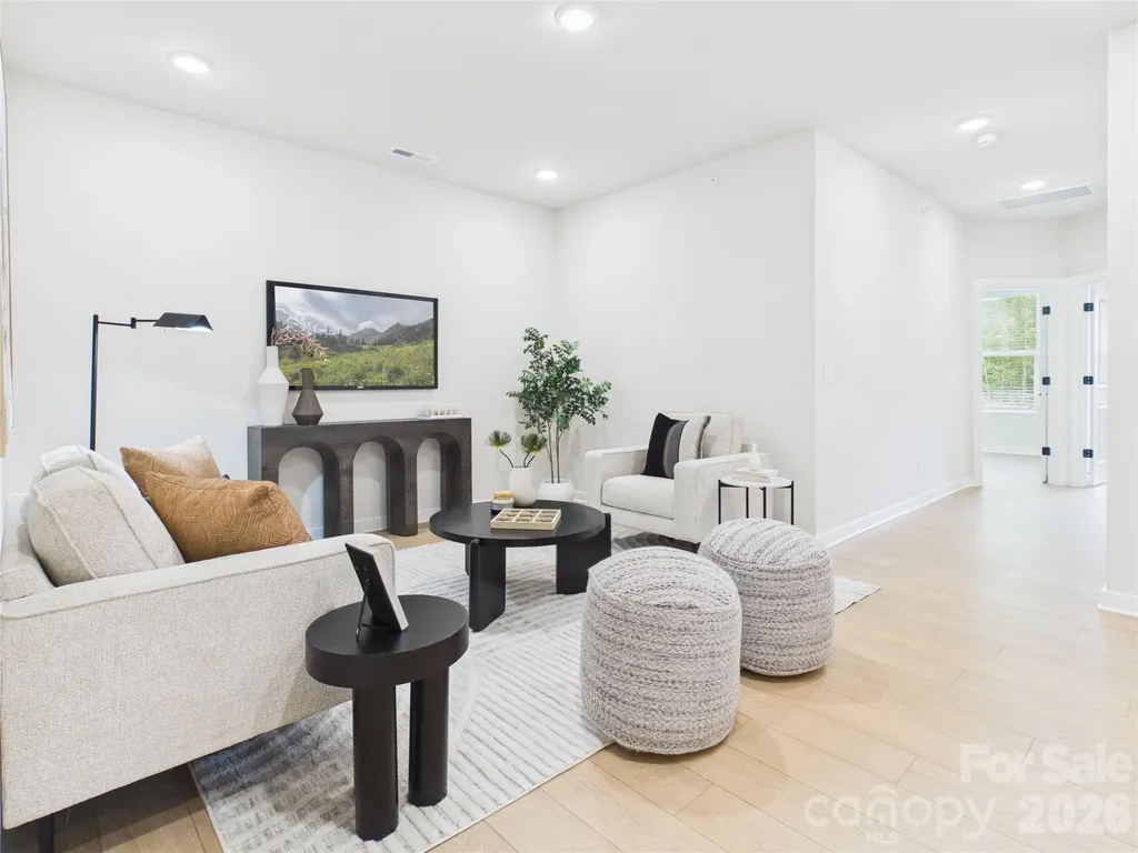 2641 Ravencroft Drive Charlotte NC 28208