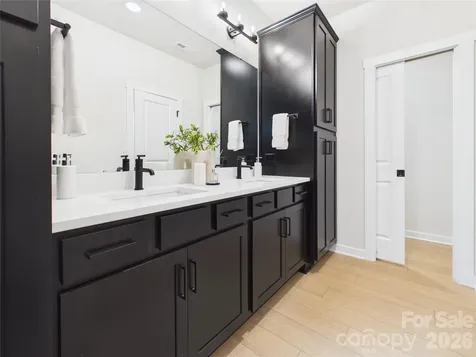 2641 Ravencroft Drive Charlotte NC 28208