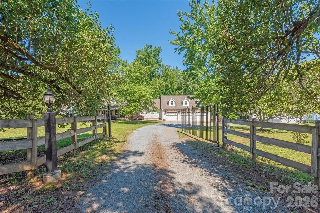 8522 Tirzah Church Road Waxhaw NC 28173