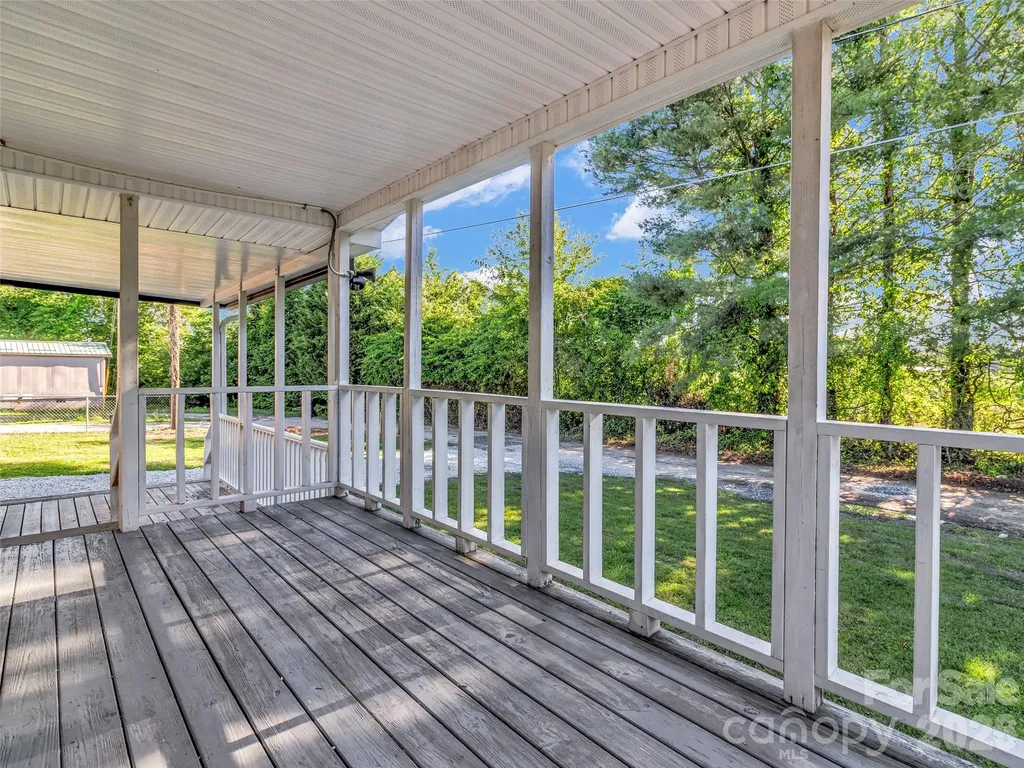 133 Kristey Lane Hendersonville NC 28792