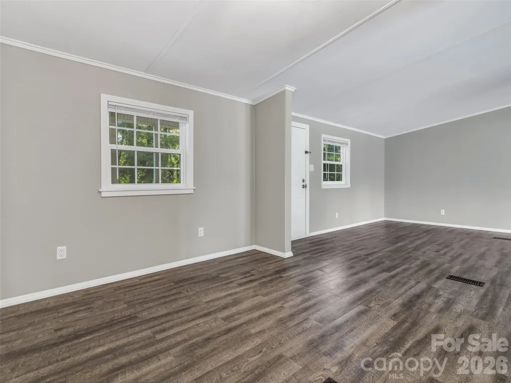 133 Kristey Lane Hendersonville NC 28792