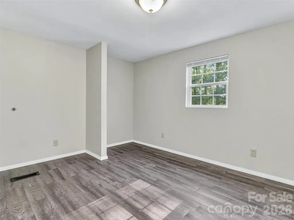 133 Kristey Lane Hendersonville NC 28792