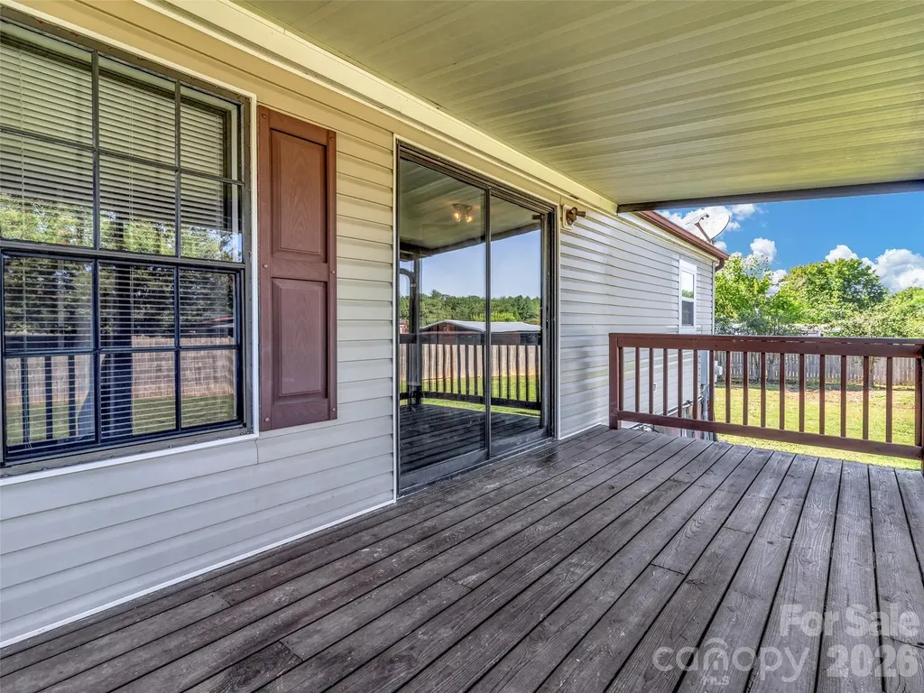 133 Kristey Lane Hendersonville NC 28792