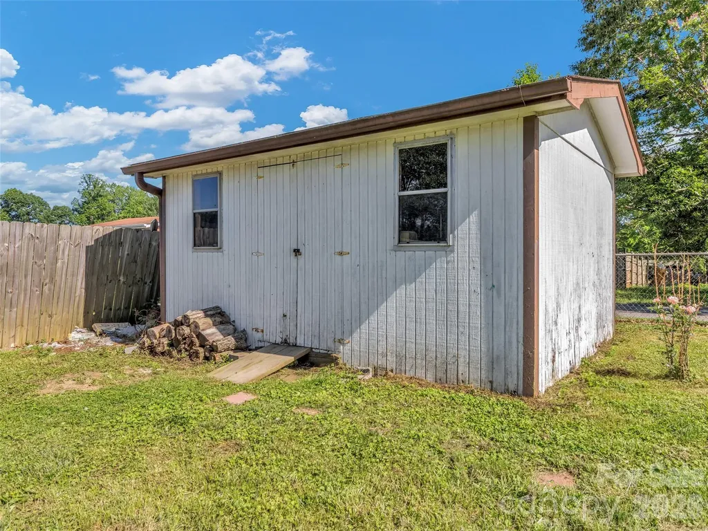 133 Kristey Lane Hendersonville NC 28792