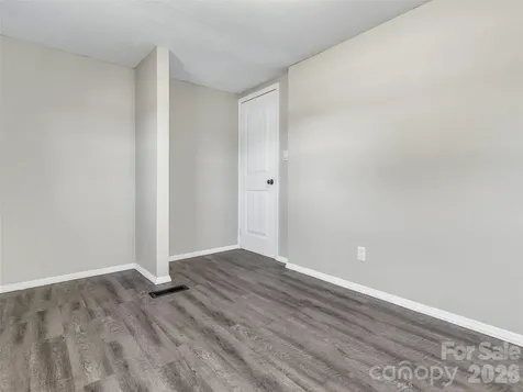 133 Kristey Lane Hendersonville NC 28792