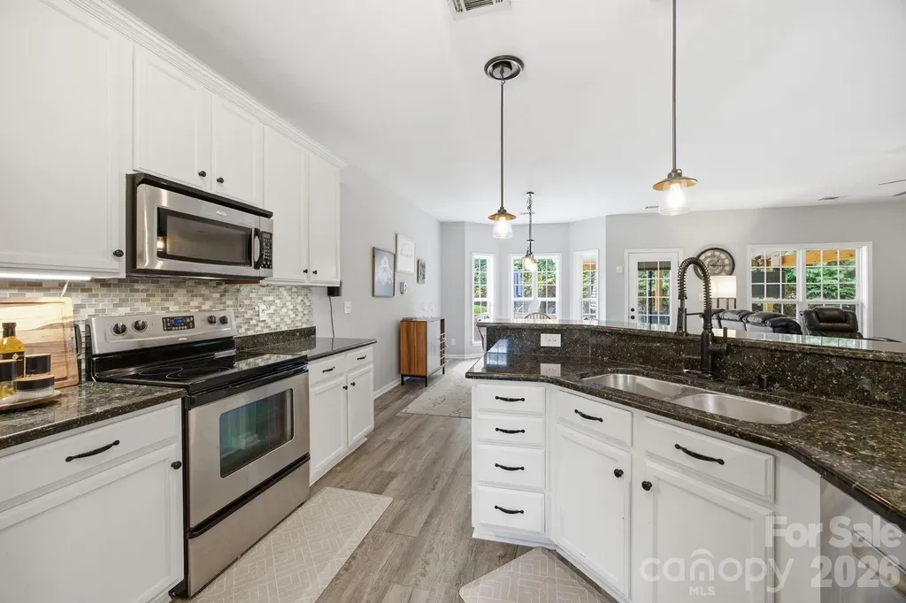 120 Louden Drive Mooresville NC 28115