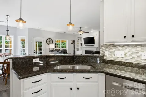 120 Louden Drive Mooresville NC 28115