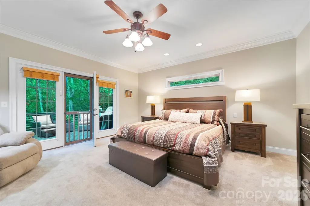 72 Tludatsi Court Brevard NC 28712
