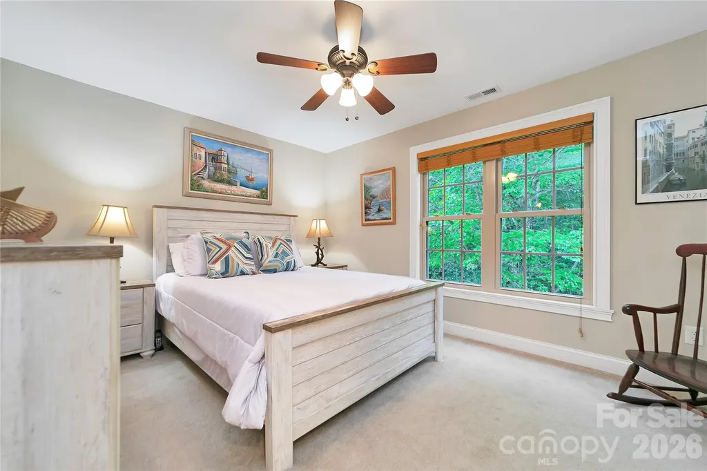 72 Tludatsi Court Brevard NC 28712
