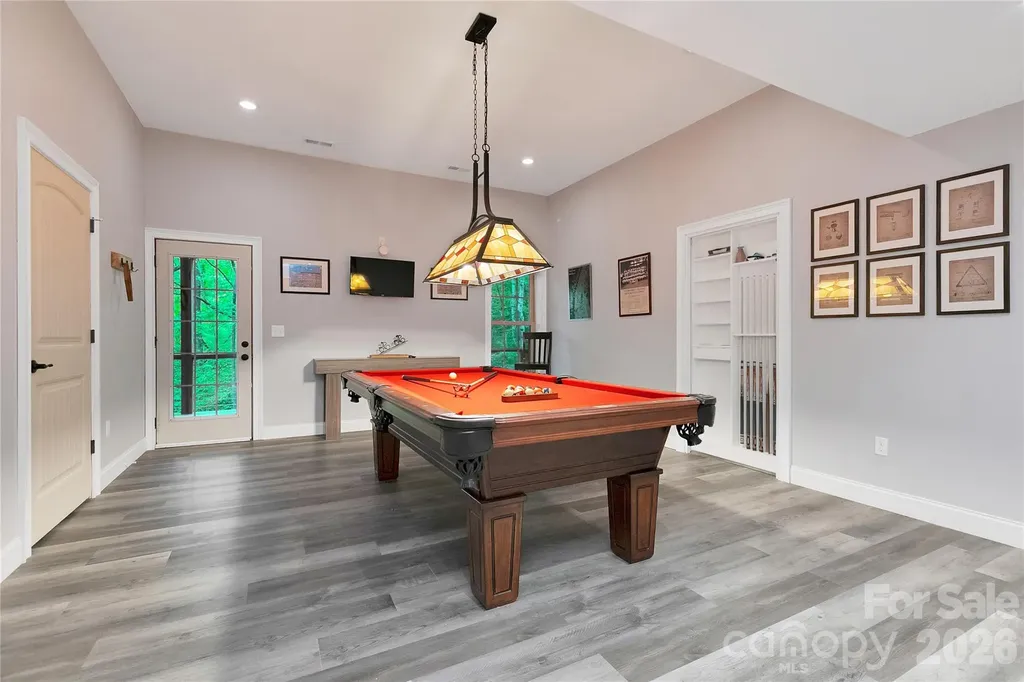 72 Tludatsi Court Brevard NC 28712