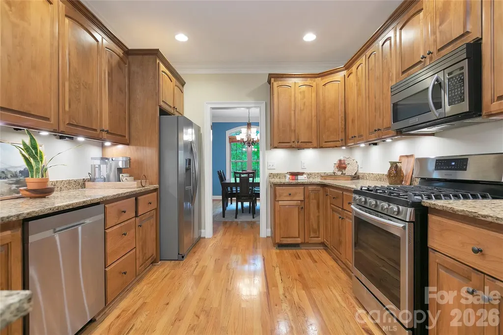 72 Tludatsi Court Brevard NC 28712