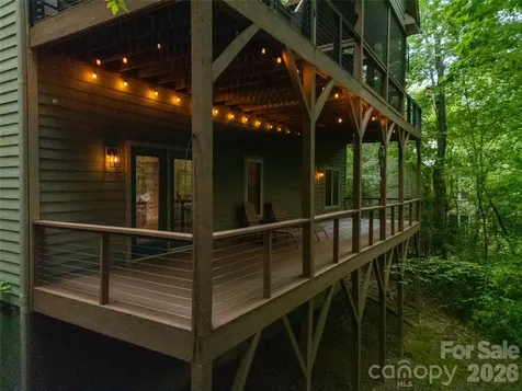 72 Tludatsi Court Brevard NC 28712