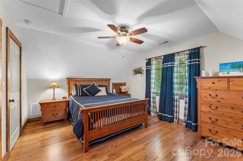 590 Larkhaven Drive Nebo NC 28761