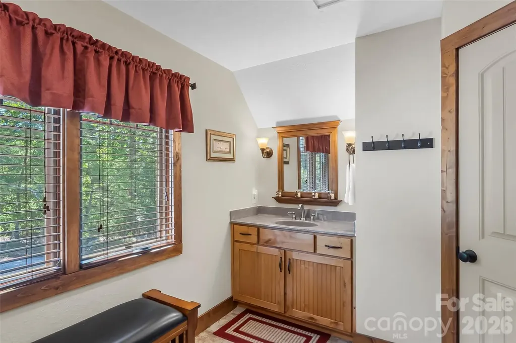 590 Larkhaven Drive Nebo NC 28761