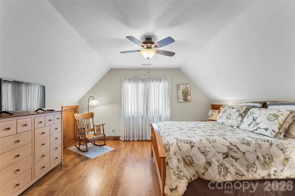 590 Larkhaven Drive Nebo NC 28761