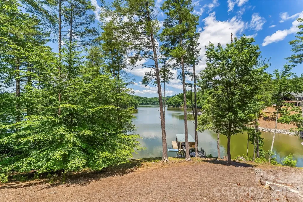 590 Larkhaven Drive Nebo NC 28761