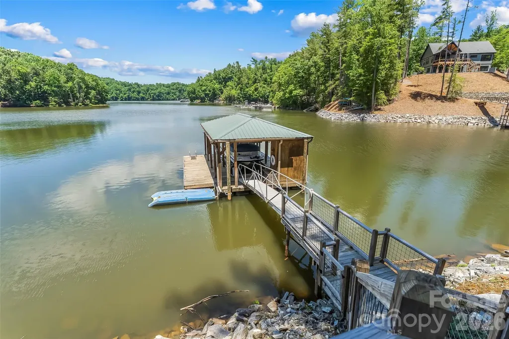 590 Larkhaven Drive Nebo NC 28761