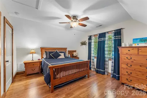 590 Larkhaven Drive Nebo NC 28761