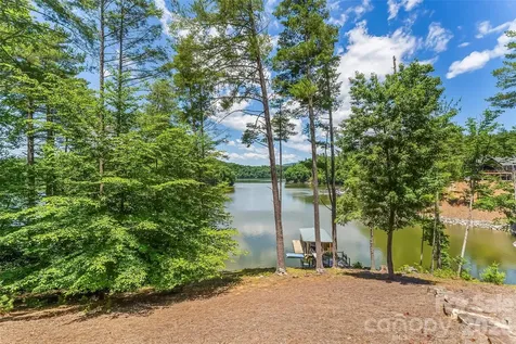 590 Larkhaven Drive Nebo NC 28761