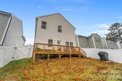 242 Lacewing Drive Charlotte NC 28214