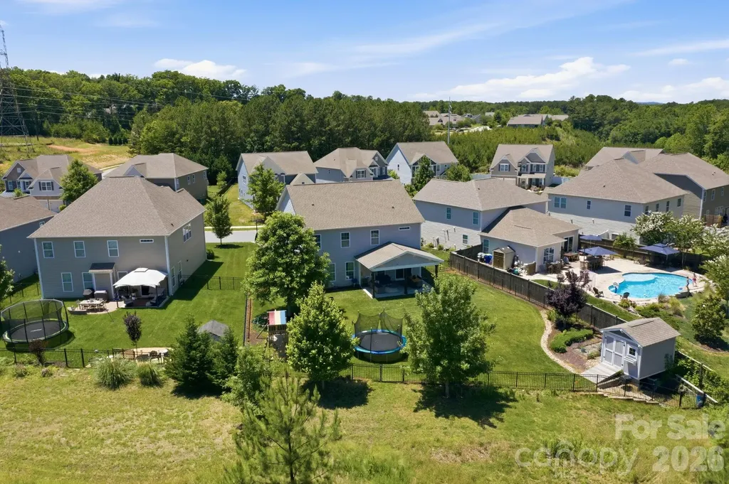 3026 Spinner Court Denver NC 28037