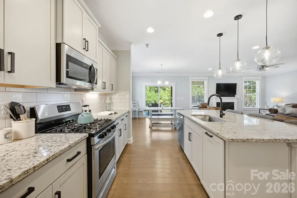 3026 Spinner Court Denver NC 28037