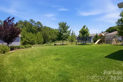 3026 Spinner Court Denver NC 28037