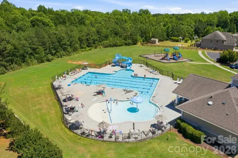 3026 Spinner Court Denver NC 28037