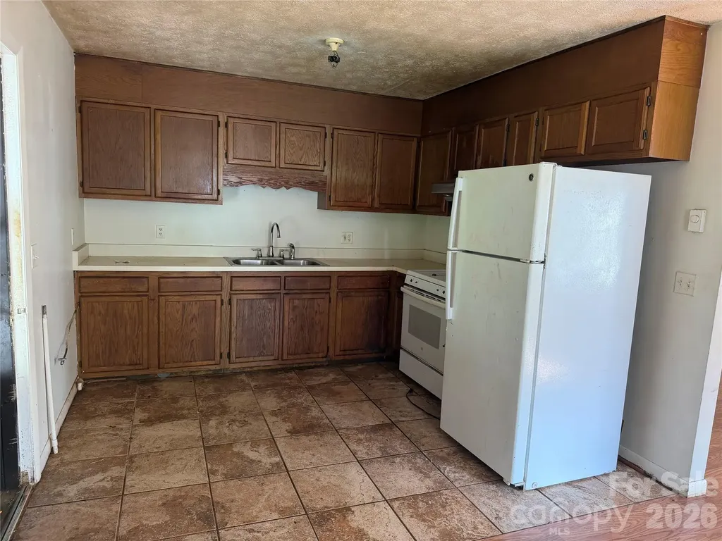 23 Meteor Court Waynesville NC 28768