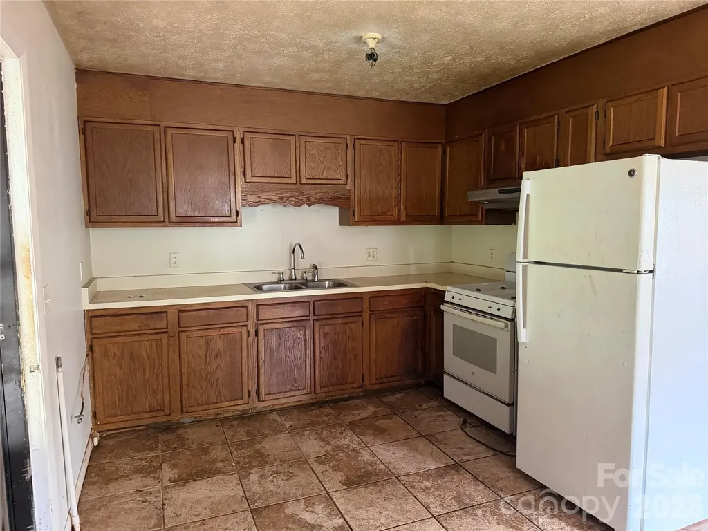 23 Meteor Court Waynesville NC 28768