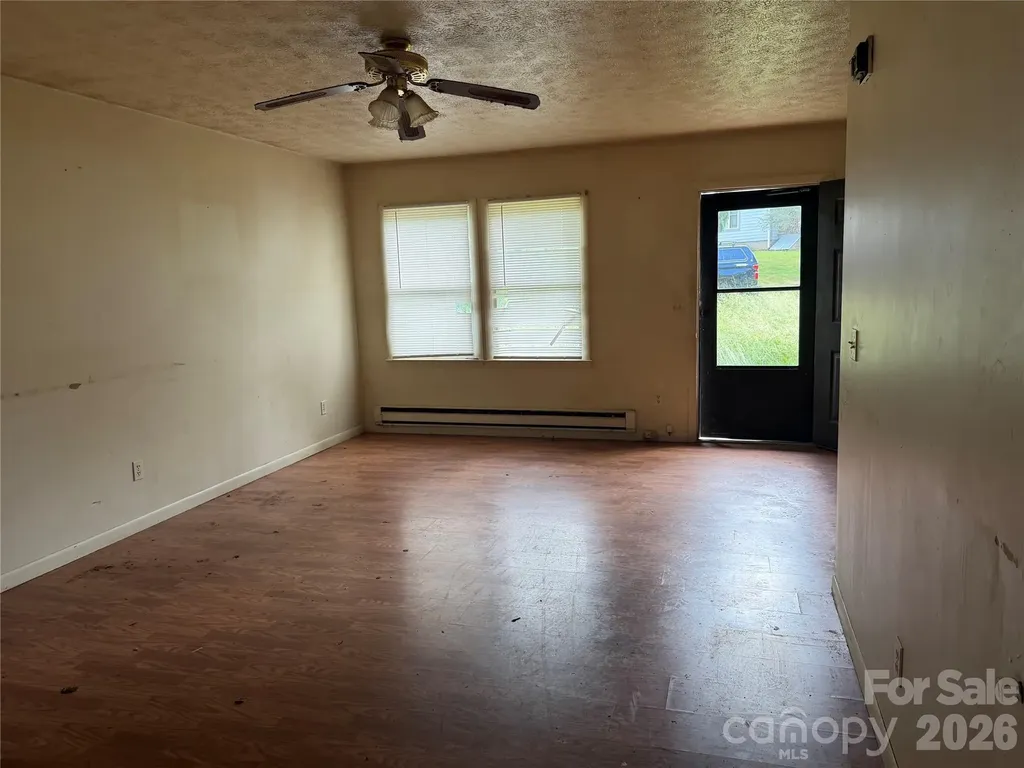 23 Meteor Court Waynesville NC 28768