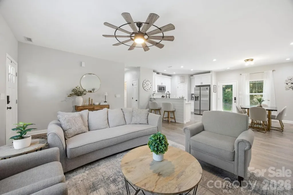 204 Price Street Mount Holly NC 28120