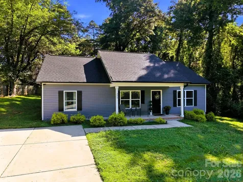 204 Price Street Mount Holly NC 28120