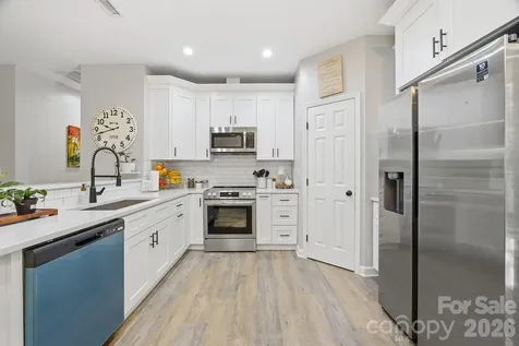 204 Price Street Mount Holly NC 28120