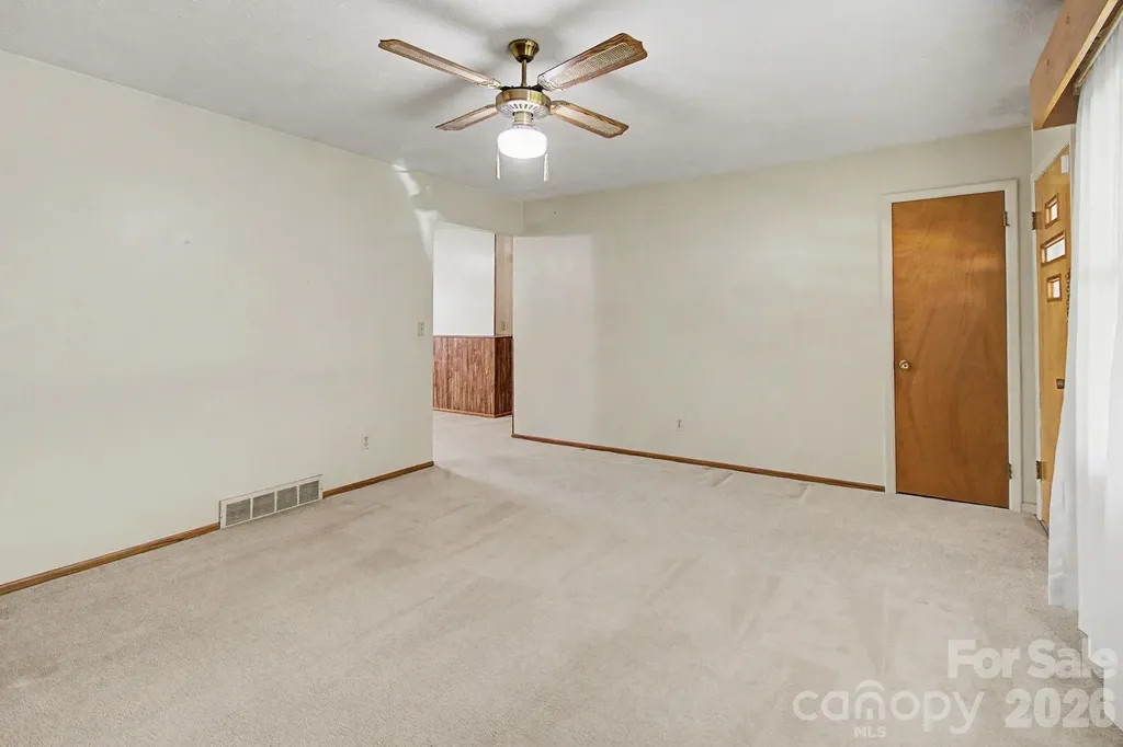 12 Webster Street Weaverville NC 28787