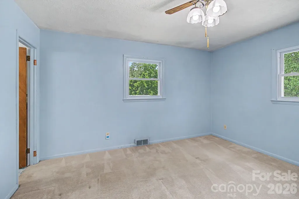 12 Webster Street Weaverville NC 28787