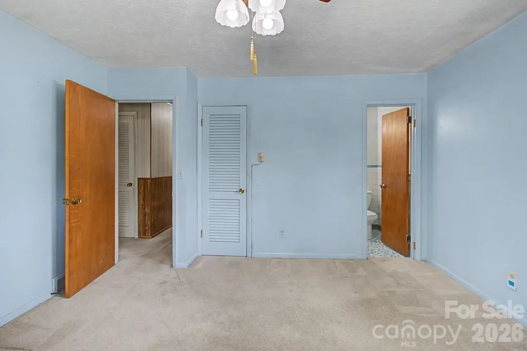 12 Webster Street Weaverville NC 28787