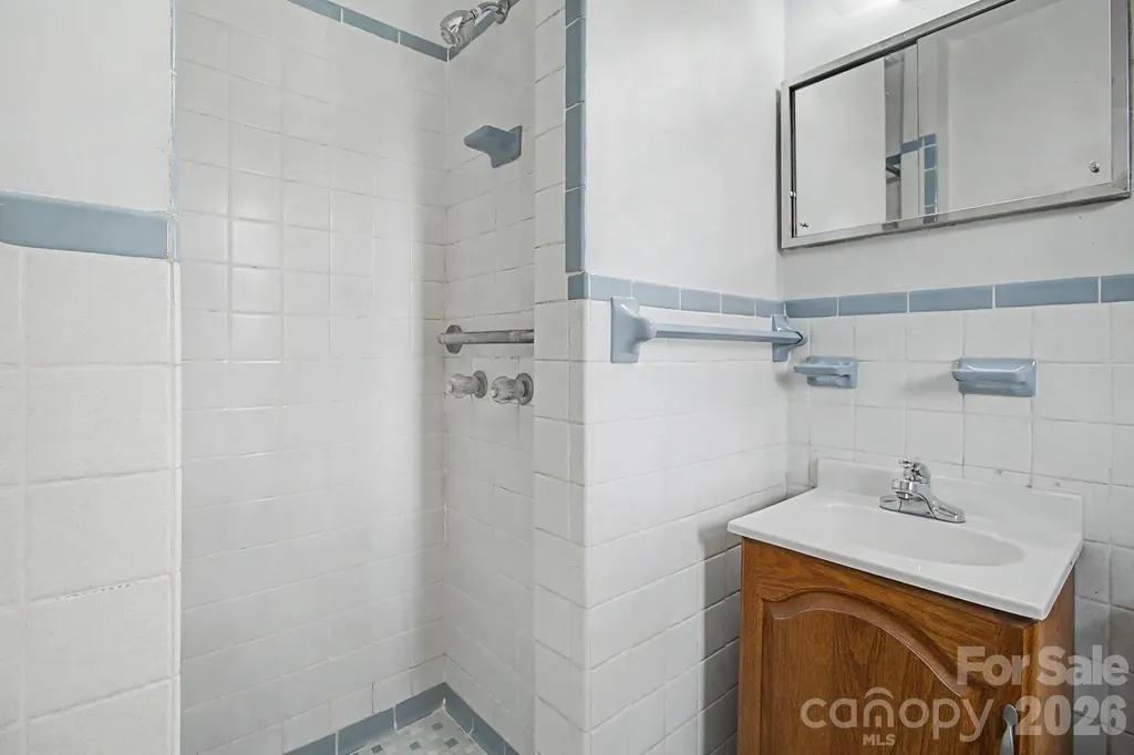 12 Webster Street Weaverville NC 28787