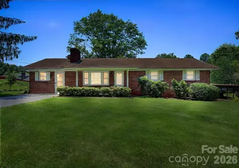 12 Webster Street Weaverville NC 28787