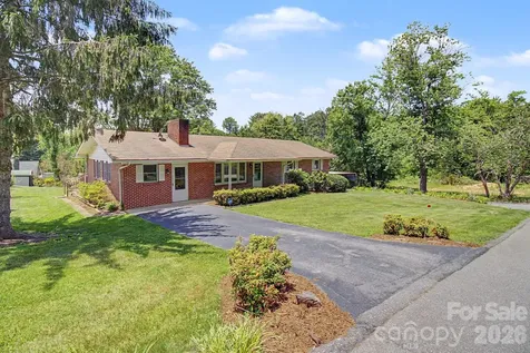12 Webster Street Weaverville NC 28787