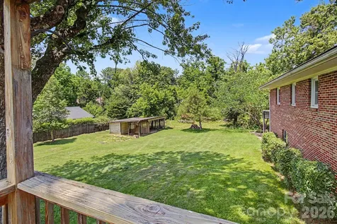 12 Webster Street Weaverville NC 28787
