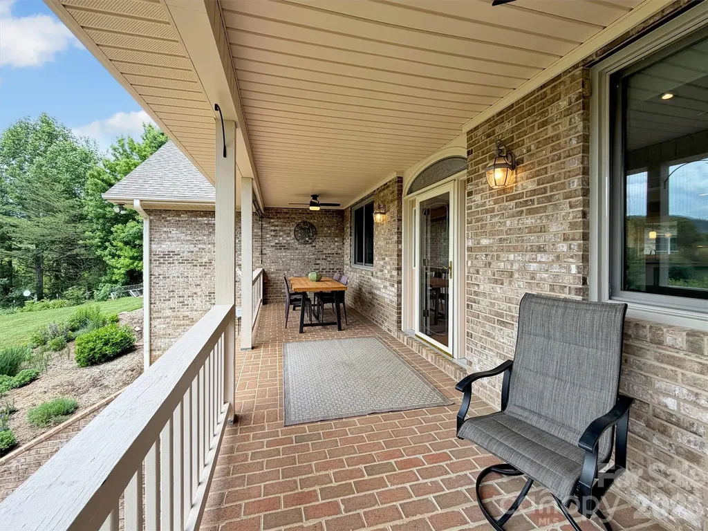 99 Mary Gray Drive Clyde NC 28721