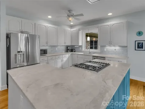 99 Mary Gray Drive Clyde NC 28721