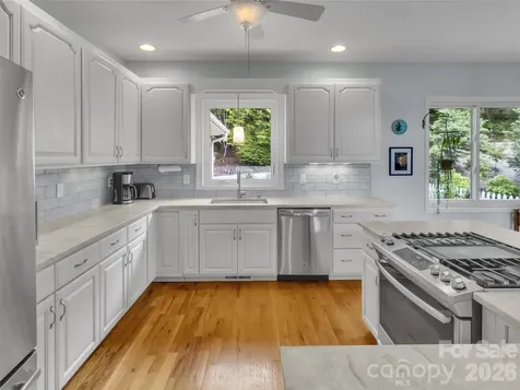 99 Mary Gray Drive Clyde NC 28721